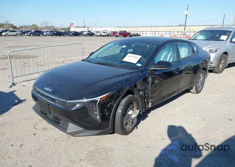 2025 Kia K4 Lx z USA, uszkodzony, nr VIN 3KPFT4DE6SE238573